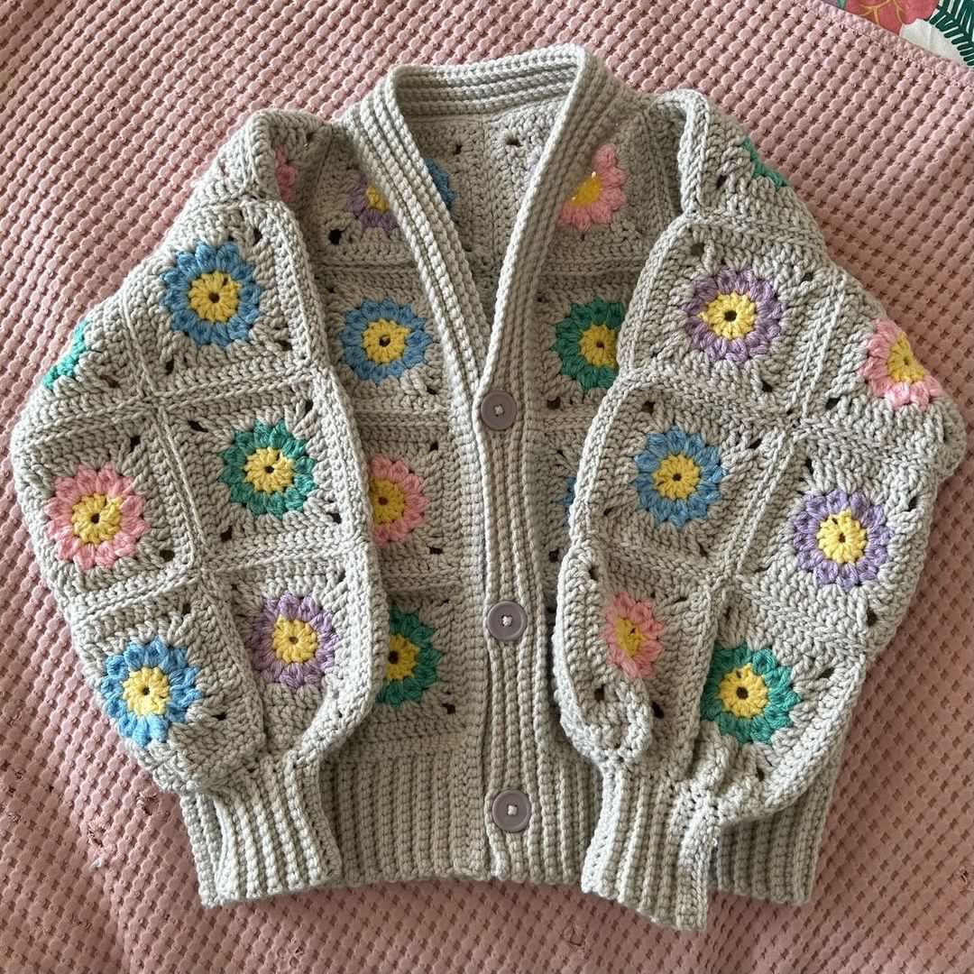Daisy Granny Square Cardigan - crochet pattern - downloadable PDF