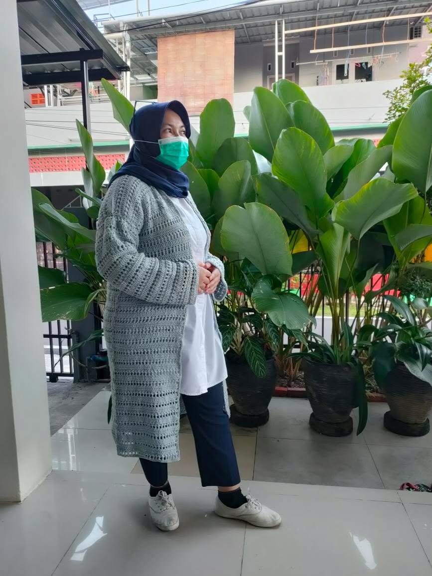 Noughts and Crosses Cardigan - crochet pattern - downloadable PDF