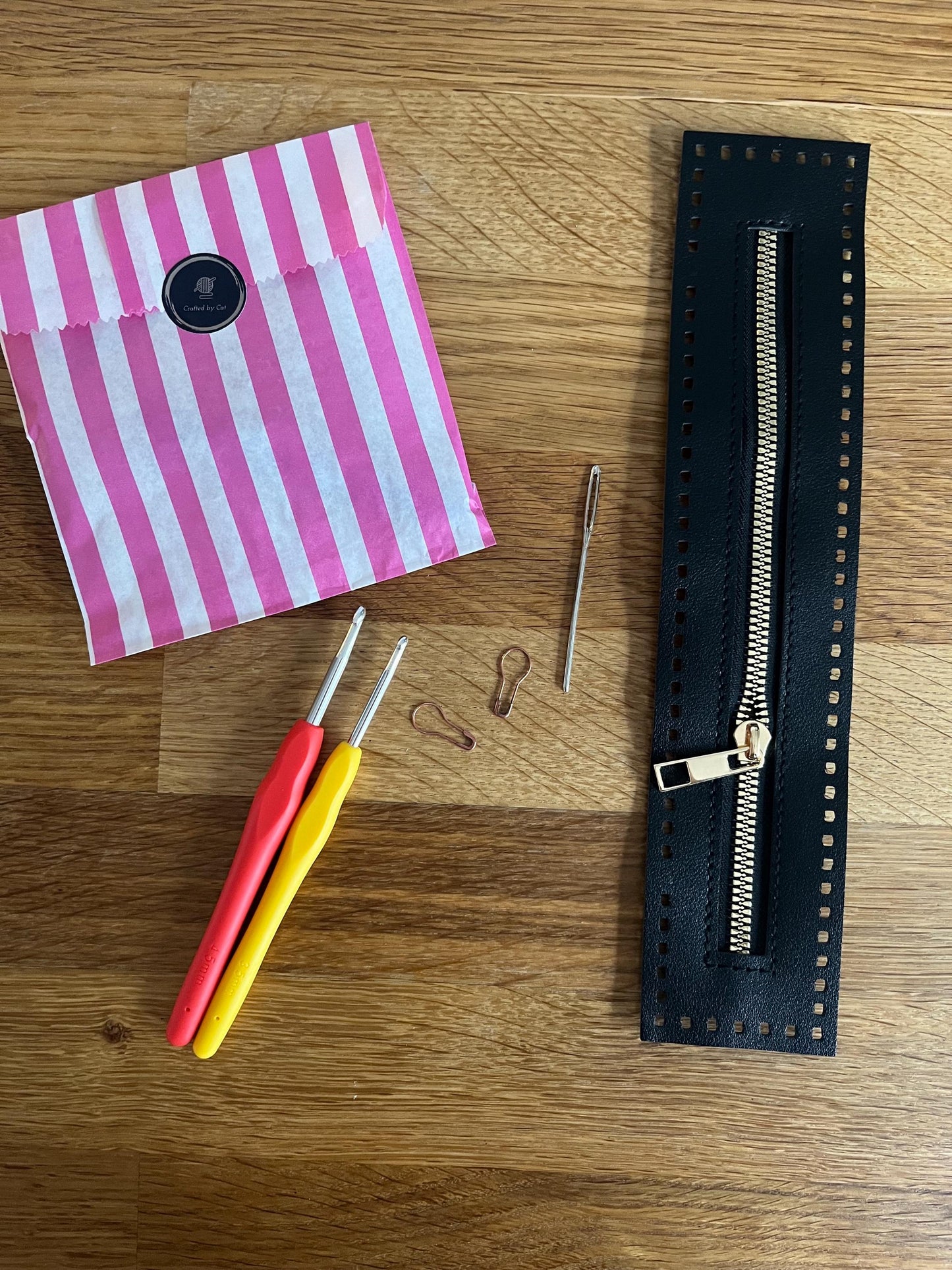 Stripped zipper pouch crochet kit - perfect gift for crafty beginners!