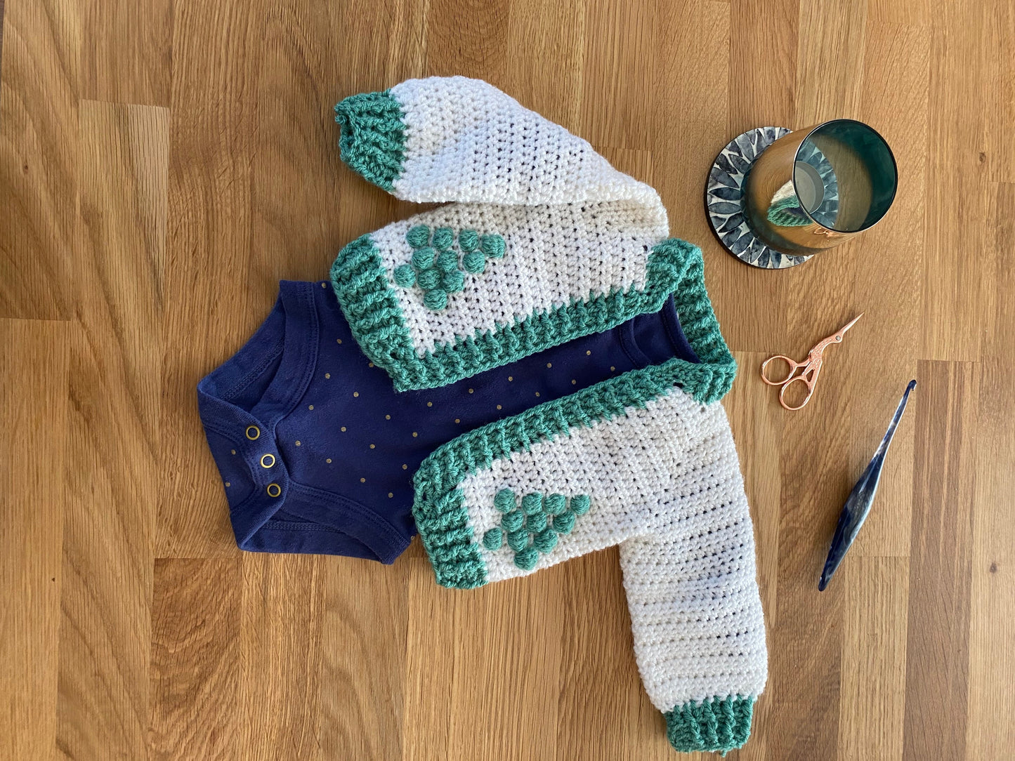 Christmas tree cardigan - crochet pattern - downloadable PDF