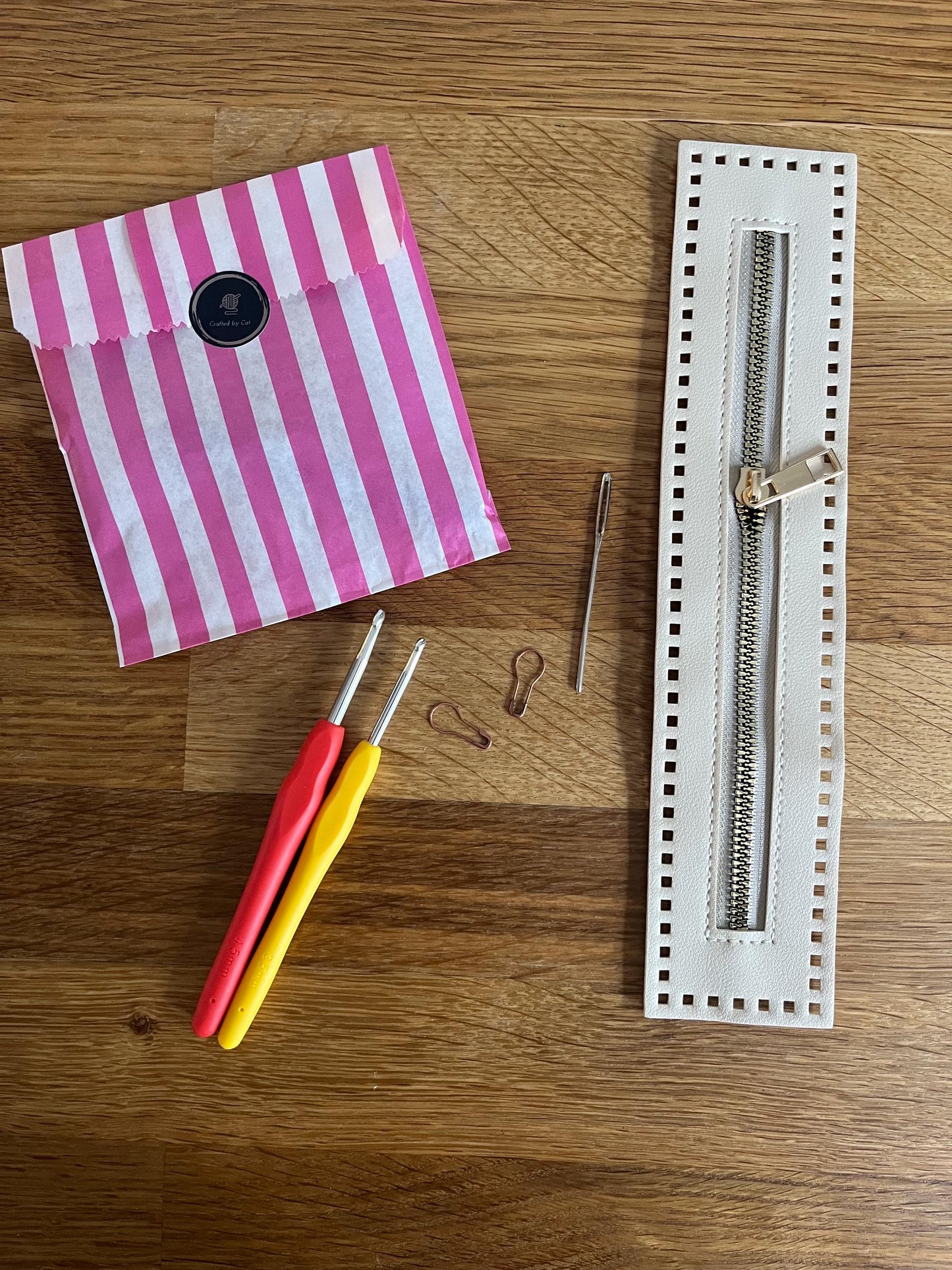 Stripped zipper pouch crochet kit - perfect gift for crafty beginners!