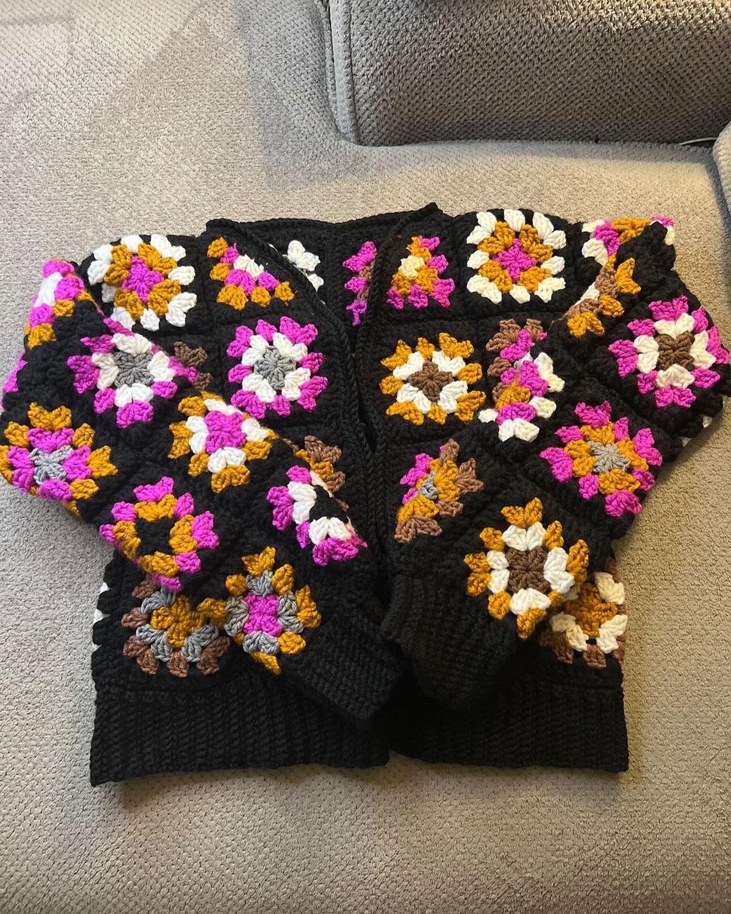 Granny Square Cardigan - crochet pattern - downloadable PDF