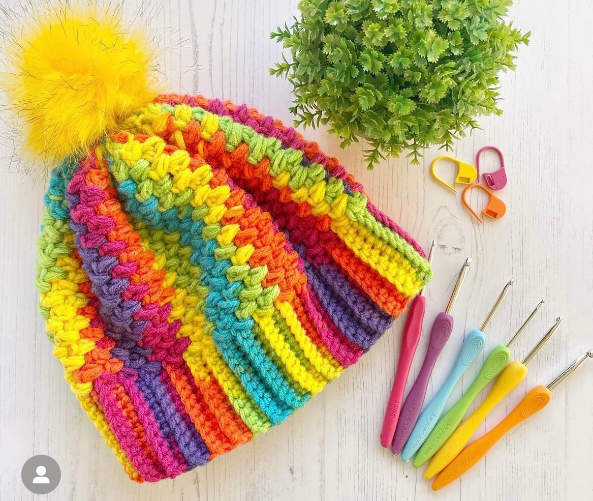 Berry Cosy Beanie crochet pattern - downloadable PDF
