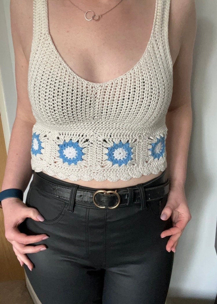 Daisy loop crochet top - crochet pattern - downloadable PDF