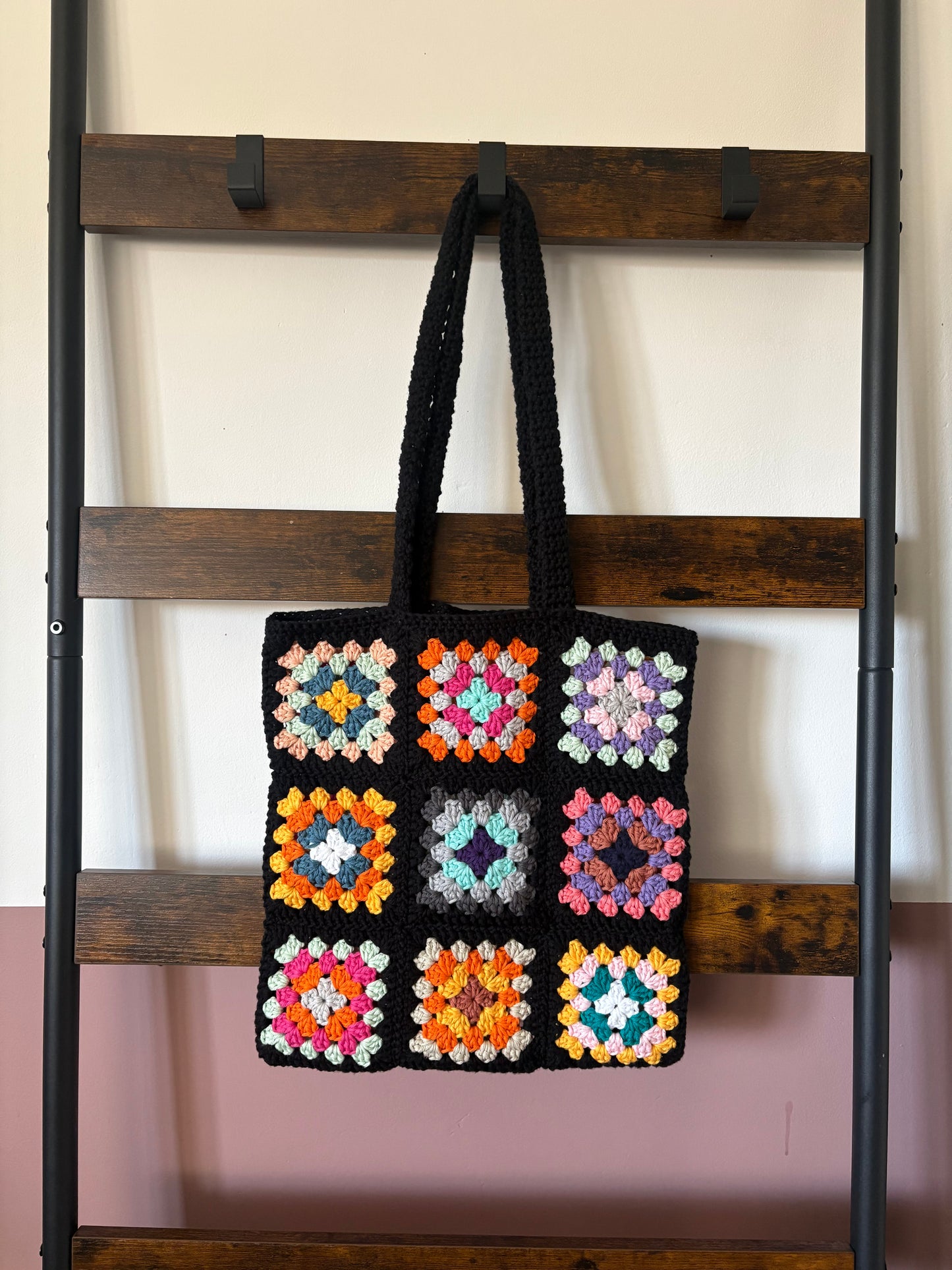 Simple Granny Square Tote Bag pattern - downloadable PDF