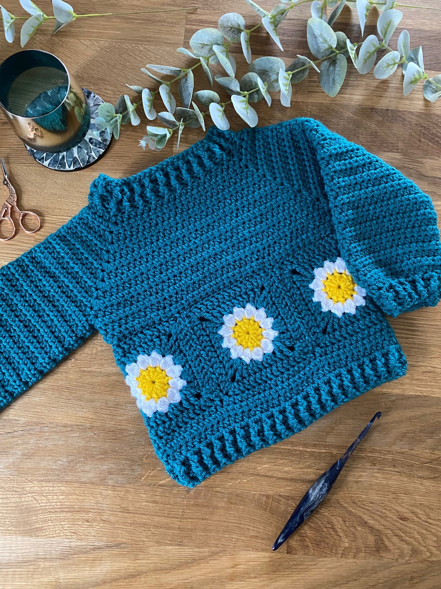 Daisy loop children's jumper - crochet pattern - downloadable PDF