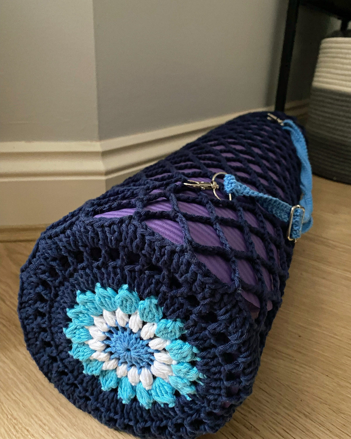 Sunflower yoga mat bag crochet pattern - downloadable PDF